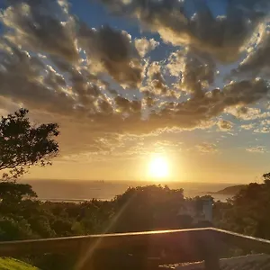 sunrise-guesthouse.santa-catarina-brasil.com/